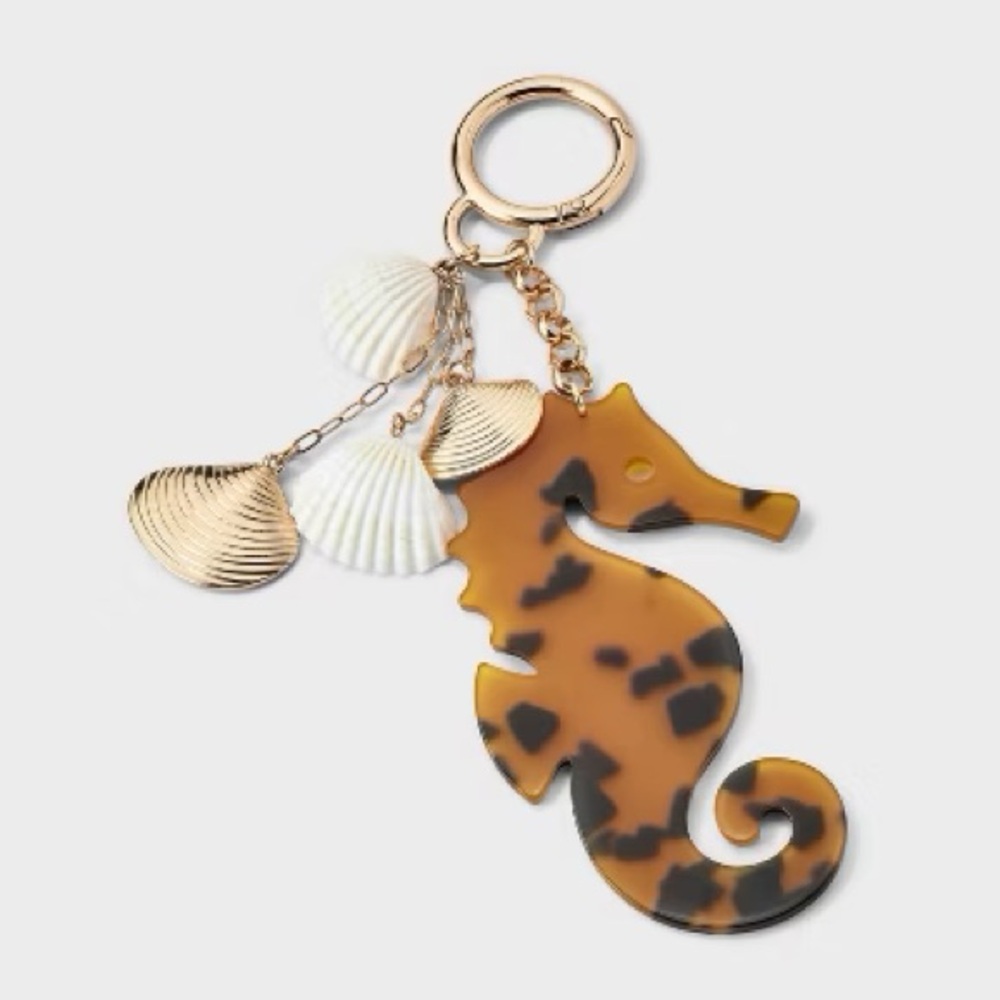 Tortoiseshell Seahorse Keychain with Shell Charms